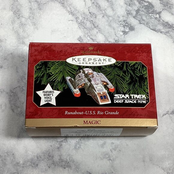 Star Trek DS9 Runabout USS Rio Grande Hallmark Keepsake Ornament Magic Light New - Picture 1 of 9